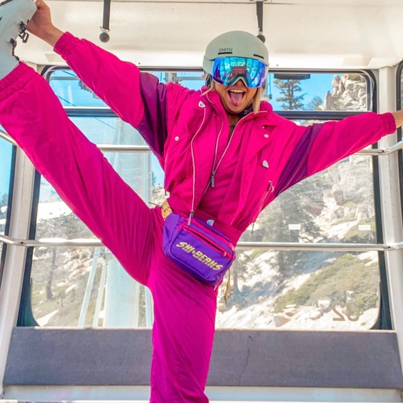 ABOUT ME - Picture 3 of 5